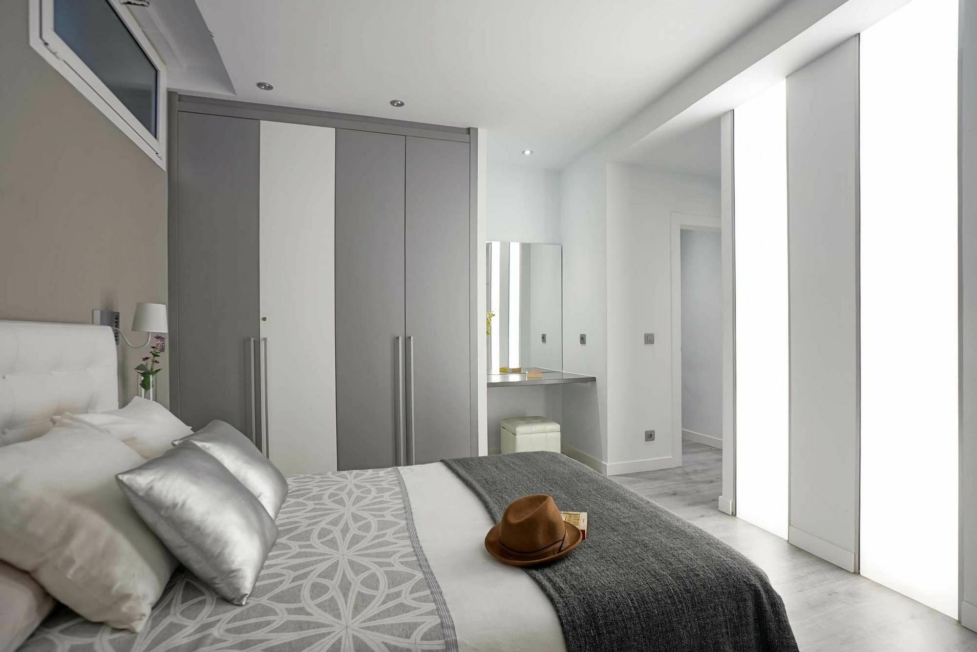 Apartamento Lagun Concha Beach Сан-Себастьян Экстерьер фото